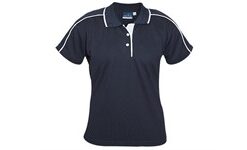 Vegas Ladies Golfer
